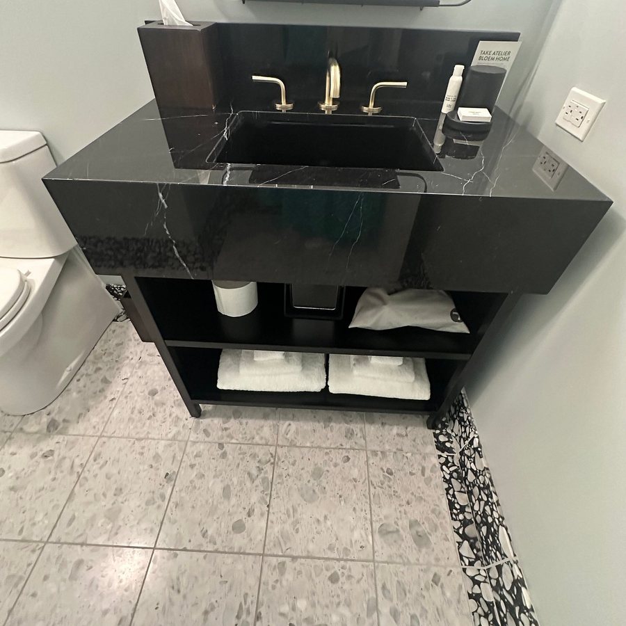 Kimpton Alton Hotel Fisherman s Wharf — Bathroom