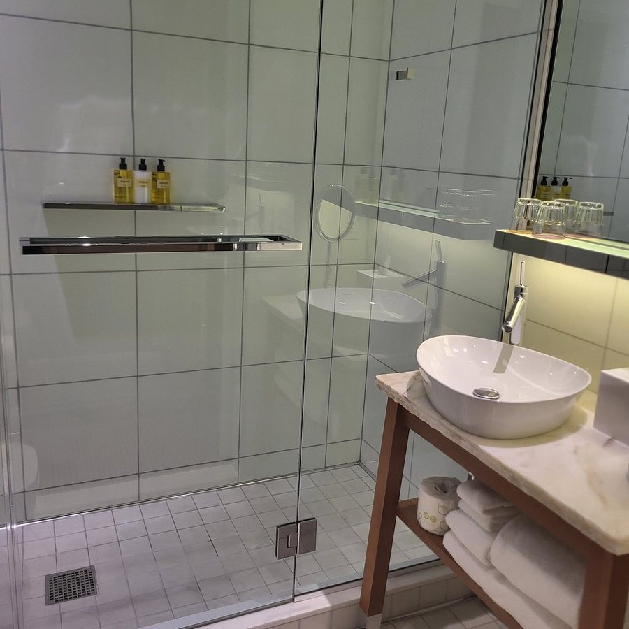 Kimpton Ashbel New York Park Avenue by IHG New York City New York — Bathroom