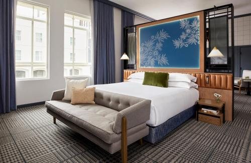Kimpton Claret Hotel By IHG — Guest room