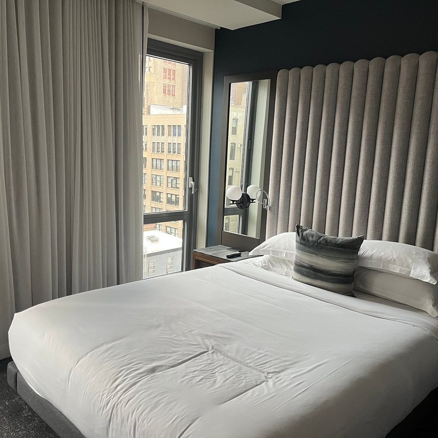 Kimpton Hotel Eventi by IHG — Guest room