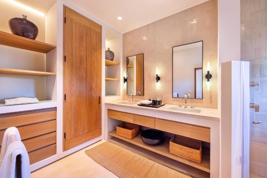 Kimpton Mas Olas Resort And Spa by IHG — Bathroom
