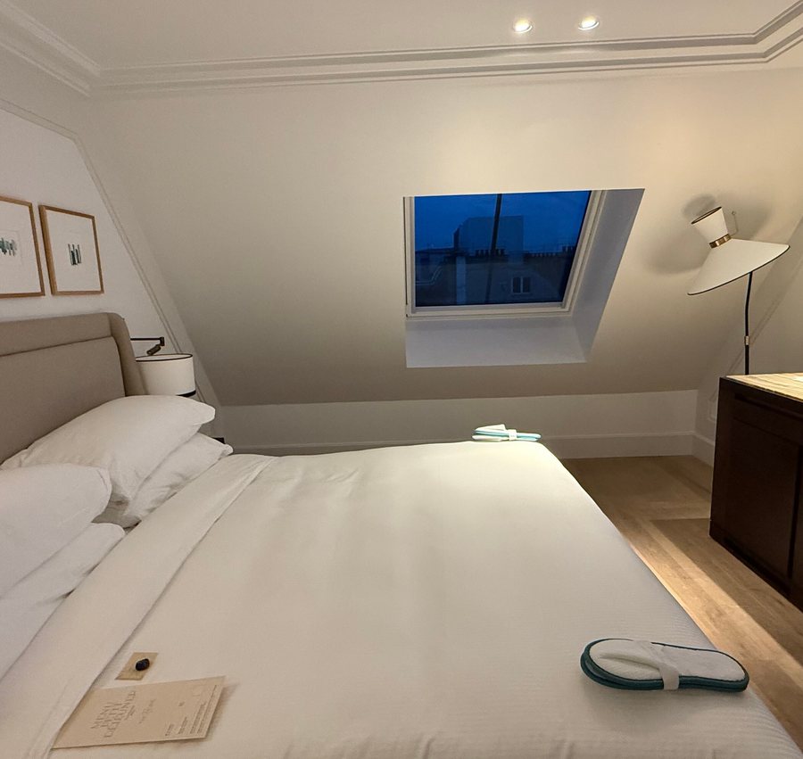 Kimpton St Honore Paris — Guest room