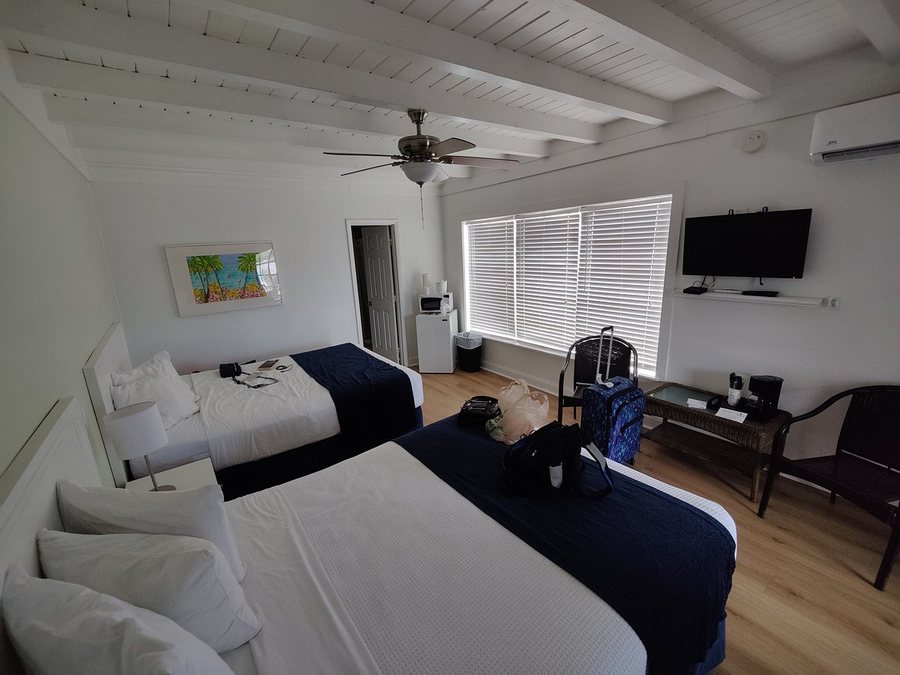 Kingsail Resort — Guest room