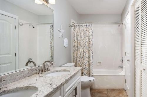 Kingston Plantation Condos — Bathroom