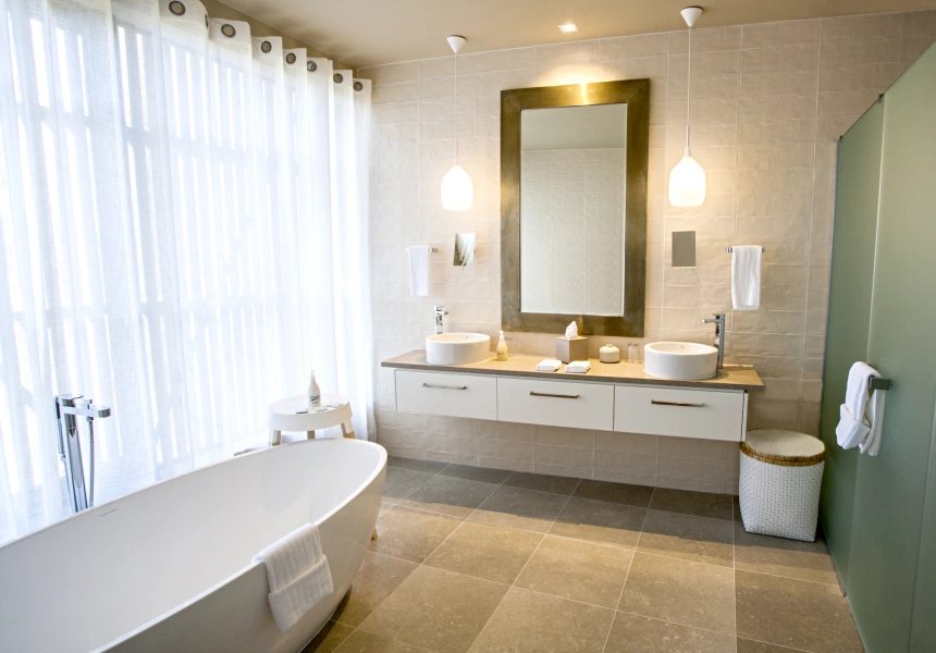 Kinloch Manor Villas — Bathroom