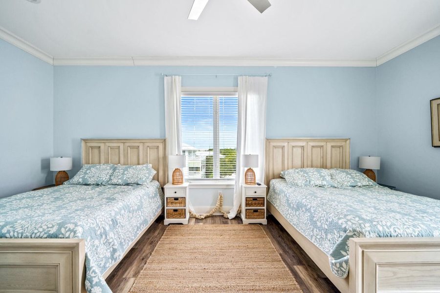 Kiva Dunes — Guest room