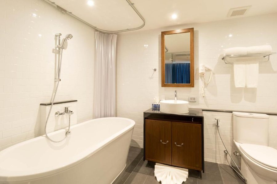 Klub Hotel — Bathroom