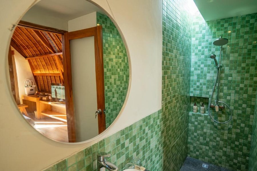 Klumpu Bali Resort — Bathroom