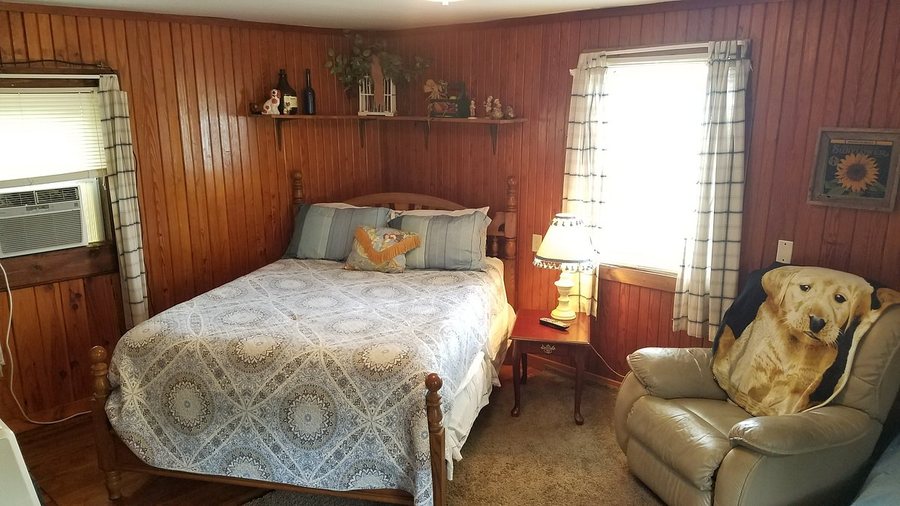 Knollwood Lodge Hot Springs Arkansas — Guest room