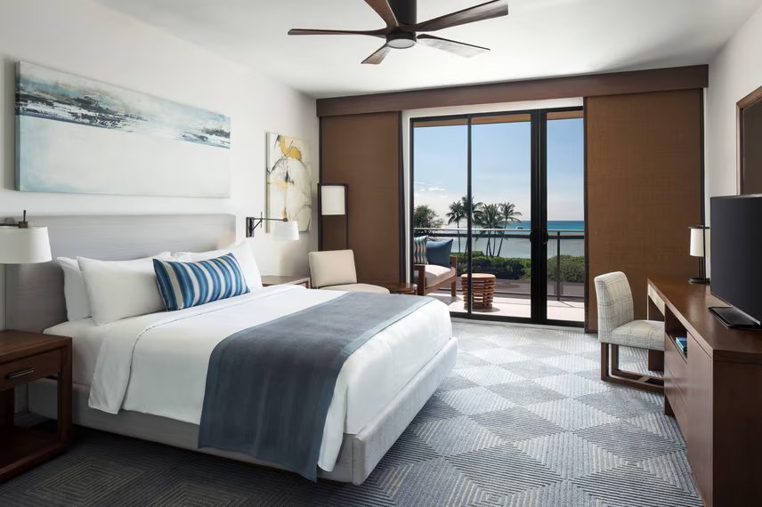 Kolea at Waikoloa Beach Resort — Guest room