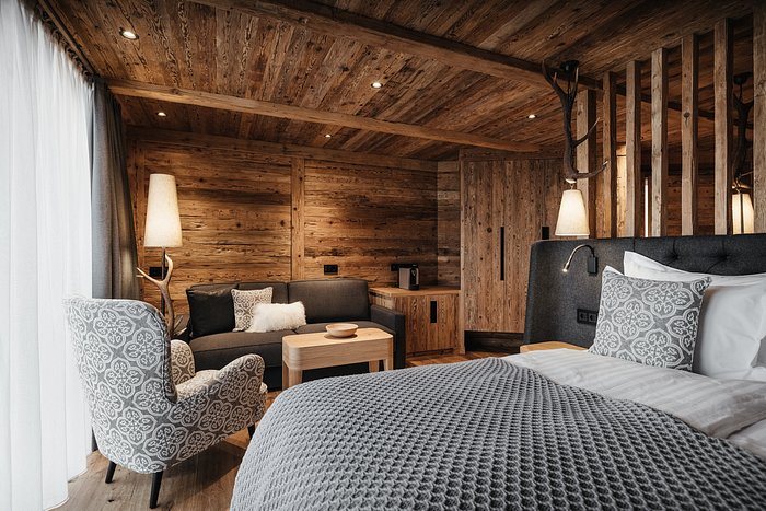 Kolfuschgerhof Mountain Resort — Guest room