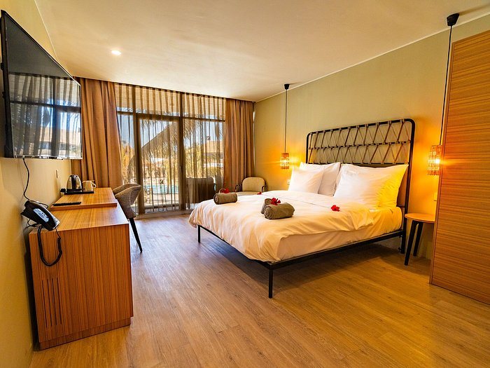 Kombo Beach Resort — Guest room
