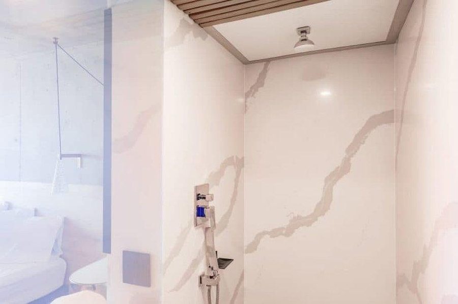 Kompose Boutique Hotel — Bathroom