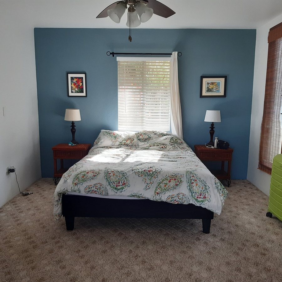 Kona Bayview Inn — Guest room