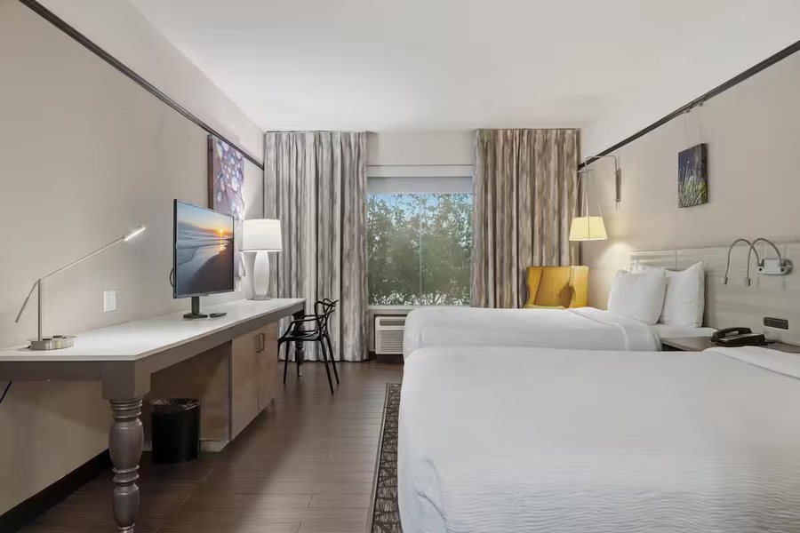 Kozy Houston North Hotel — Guest room