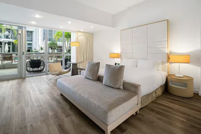 Krymwood Flats Miami Florida — Guest room