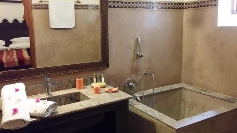 Ksar Kasbah Spa — Bathroom