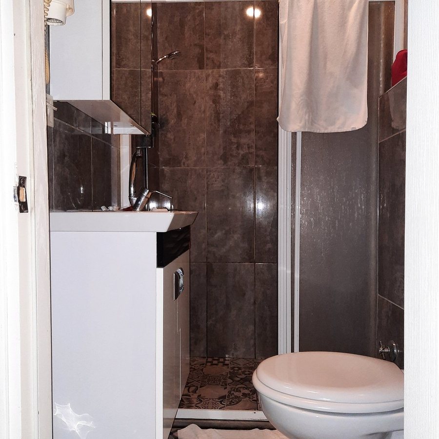 Kupeli Palace Hotel Istanbul — Bathroom