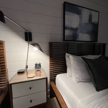 Kure Lighthouse Inn — Guest room