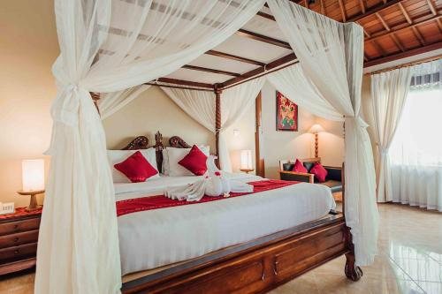 Kuta Puri Bungalows Resort and Spa — Guest room