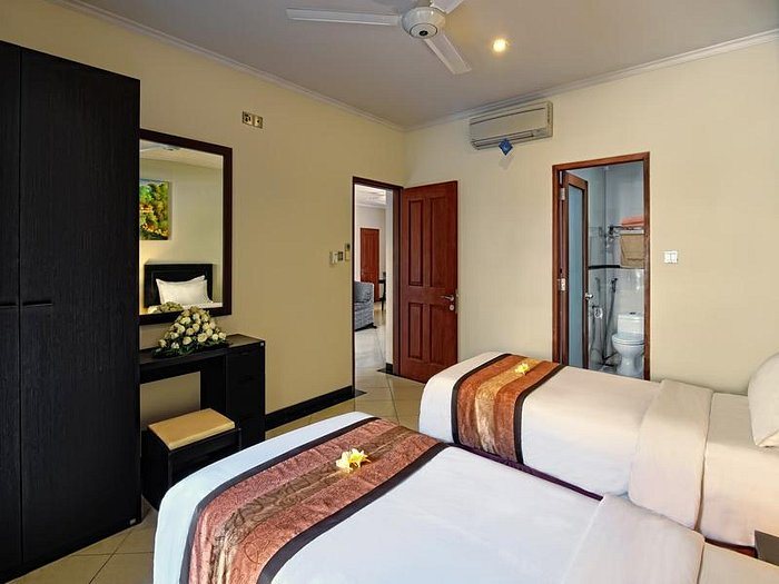 Kuta Town Houses — Guest room