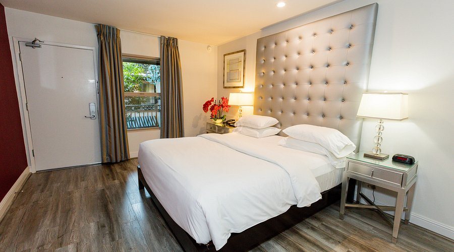 L A Sky Boutique Hotel Los Angeles California — Guest room