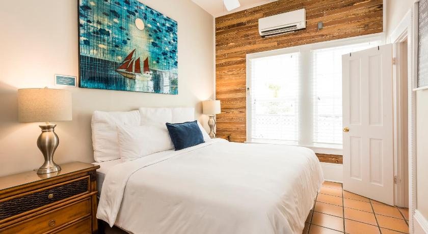 L Habitation Guesthouse — Guest room
