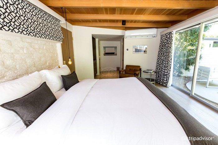 L Horizon Resort Spa — Guest room