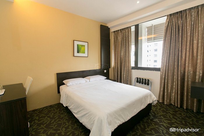 L Hotel at Broadway — Guest room
