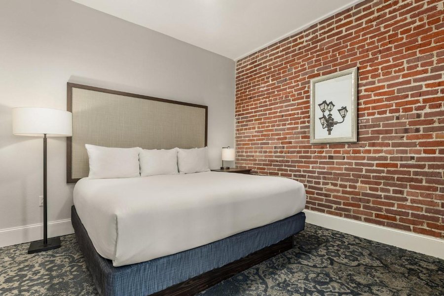 La Belle Esplanade — Guest room