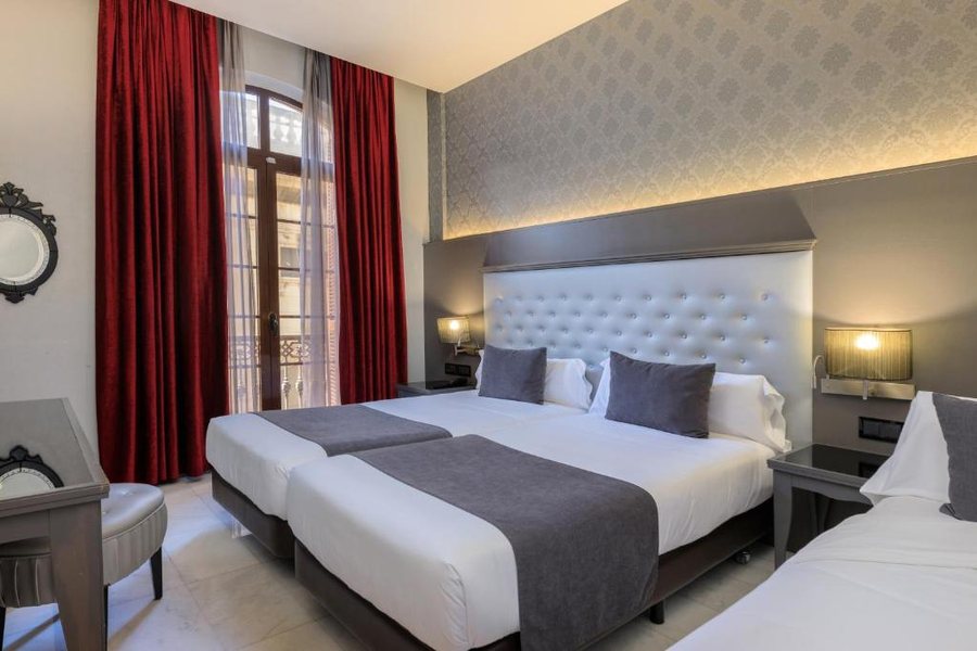 La Ciudadela Barcelona Catalonia — Guest room