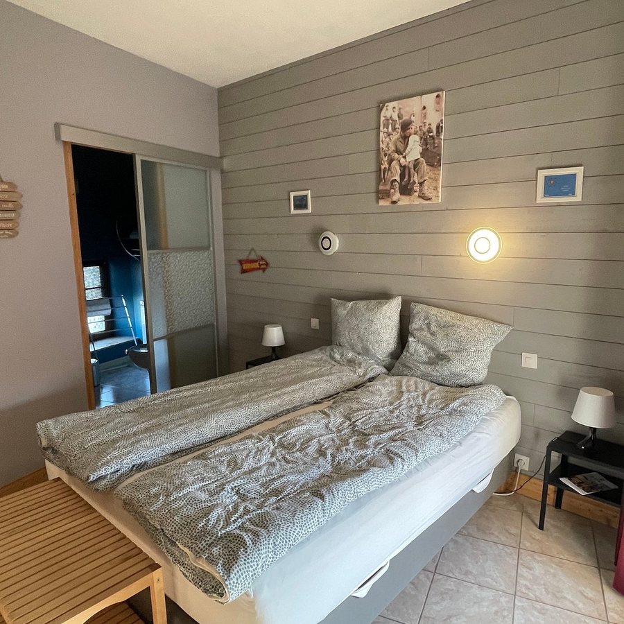 La Ferme aux Chats — Guest room