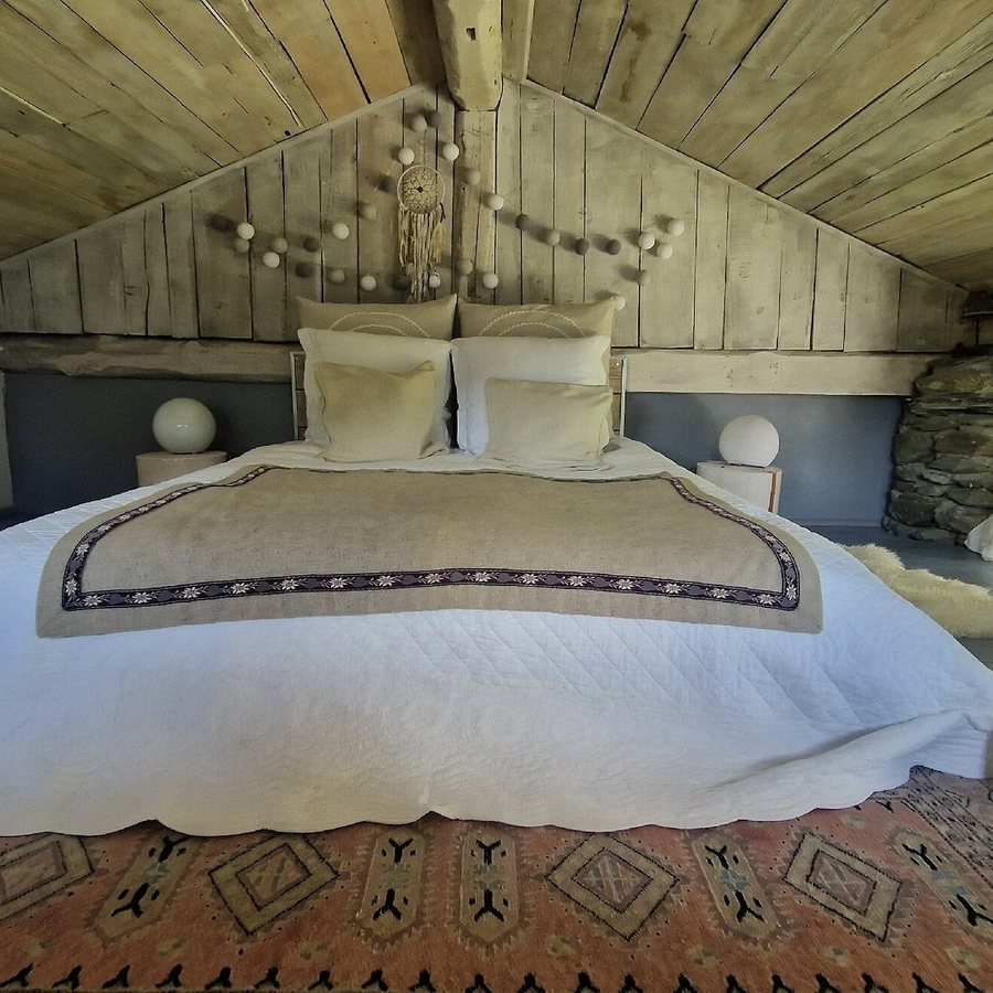 La Ferme d Angele — Guest room