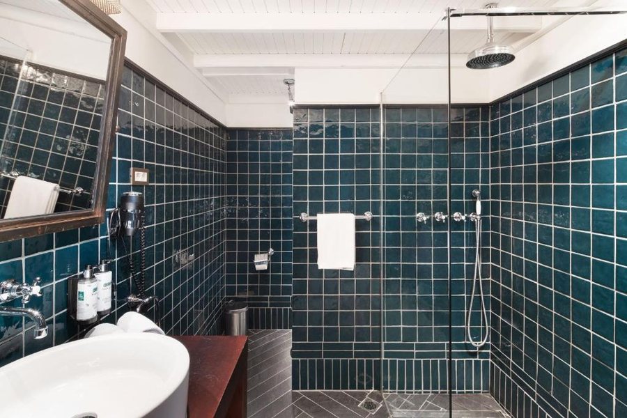 La Franca Hotel Boutique — Bathroom