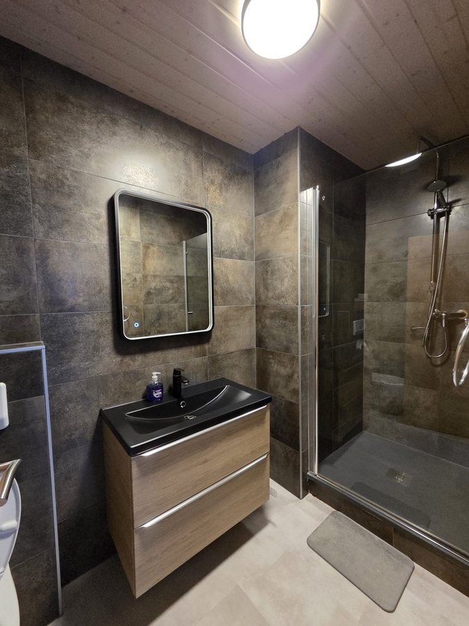 La Grande Ourse Auberge — Bathroom