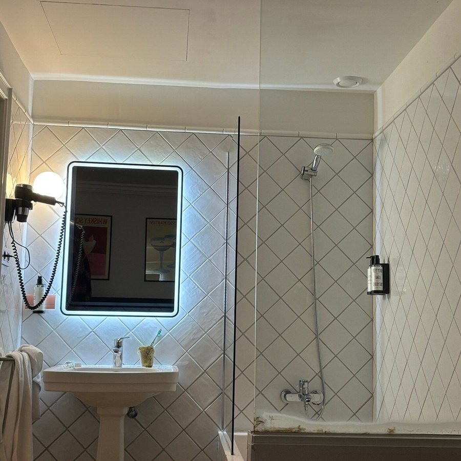 La Paloma Hotel Boutique Barcelona Catalonia — Bathroom
