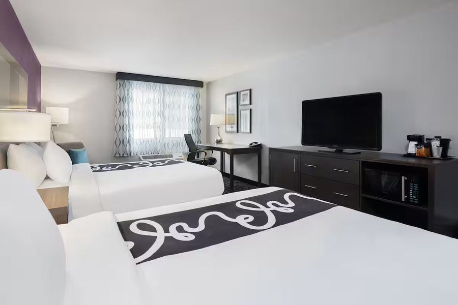 La Quinta by Wyndham Pocatello — Guest room