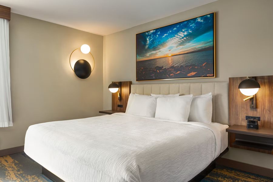 La Quinta Inn by Wyndham Columbia NE Fort Jackson — Guest room