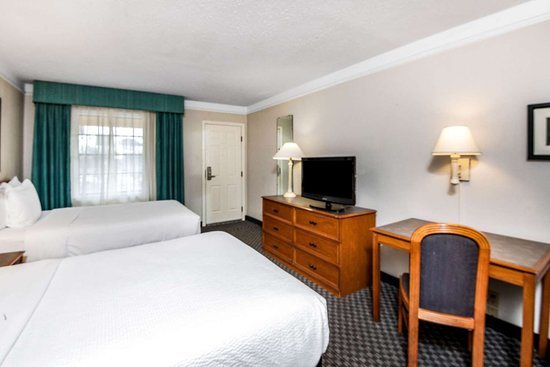 La Quinta Inn by Wyndham San Antonio Vance Jackson — Guest room