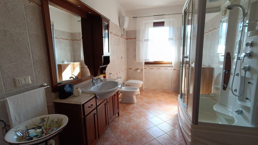 La Rocca Mia House B B — Bathroom