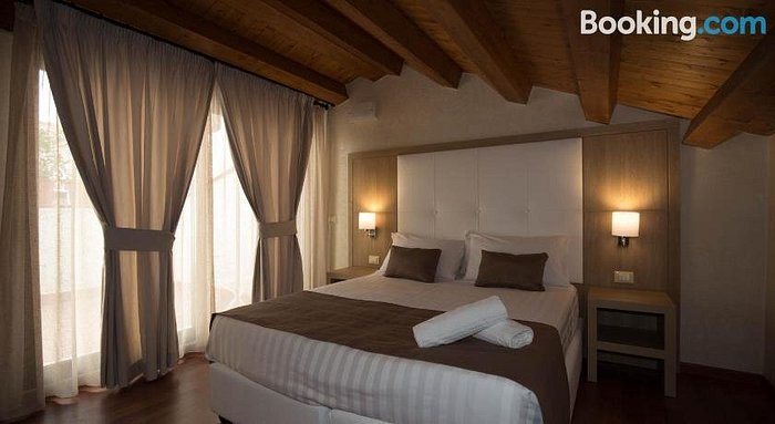 La Serenissima Hotel — Guest room