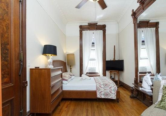 La Sienna — Guest room