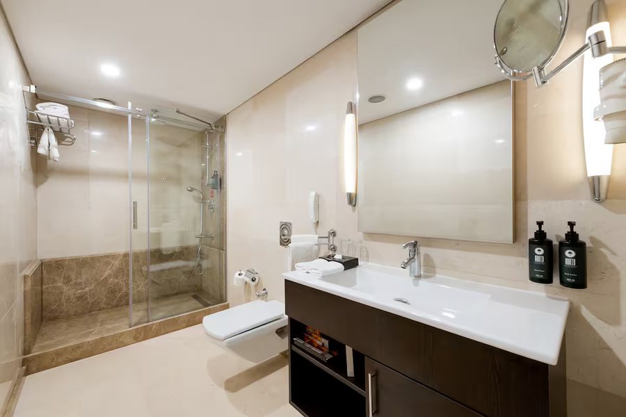 La Villa Hotel Istanbul — Bathroom
