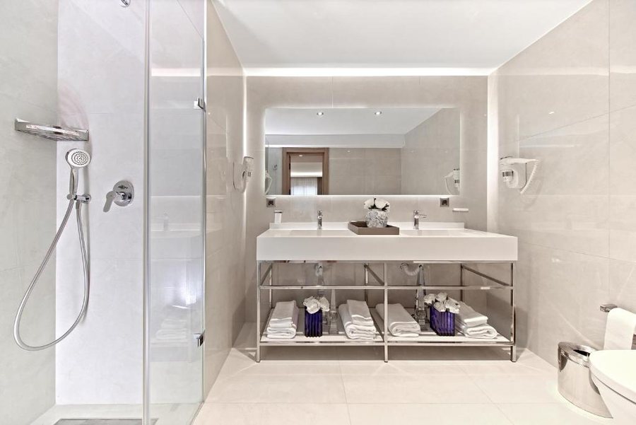 Lady Diana Hotel Istanbul — Bathroom