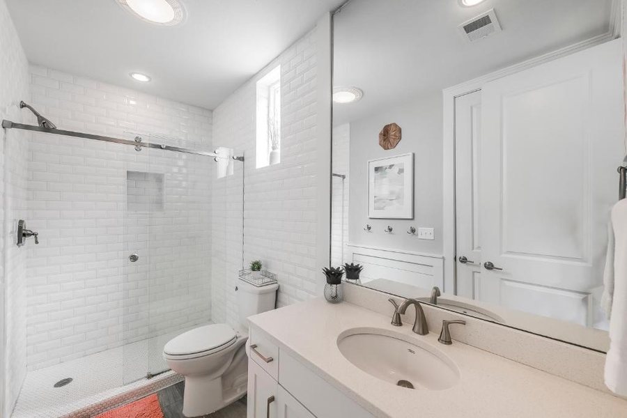 LaFitte s Hideout RV Resort — Bathroom