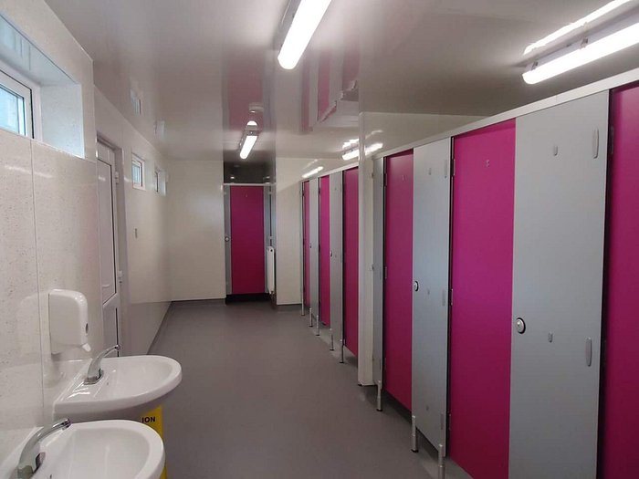 Lagganbeg Caravan Park — Bathroom