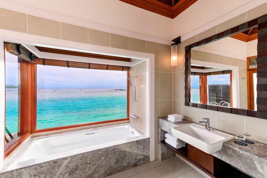 Lagoon View Maldives — Bathroom