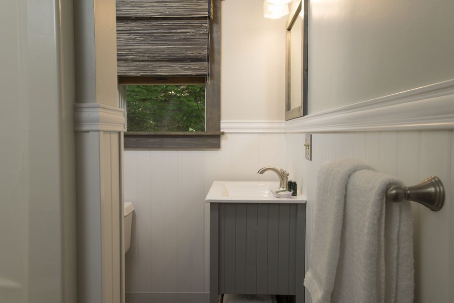 Lake Bomoseen KOA — Bathroom