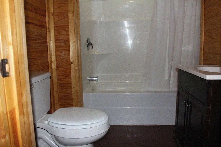 Lake Buchanan RV Cabin Resort formerly Big Chief RV Resort — Bathroom