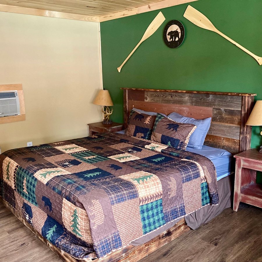 Lake Haven Retreat and RV Park — Guest room